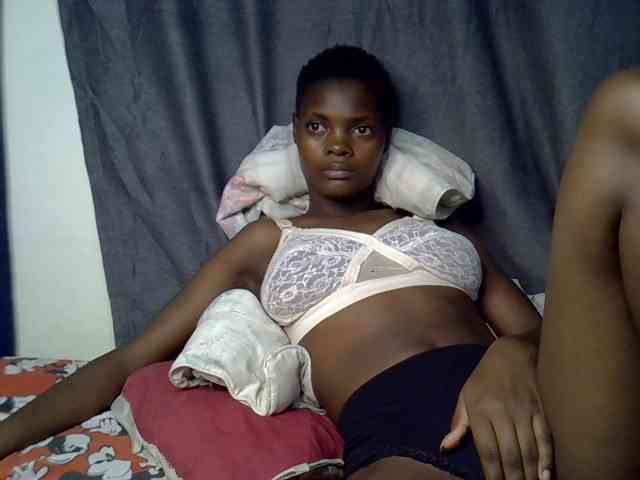 Slender-kerry webcam