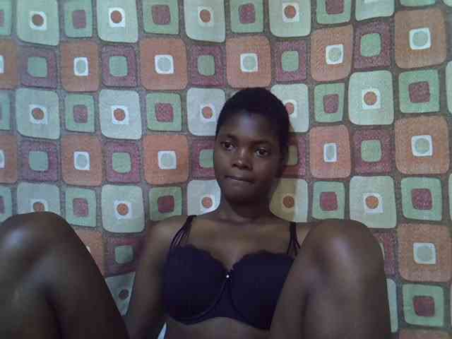 Slender-kerry webcam