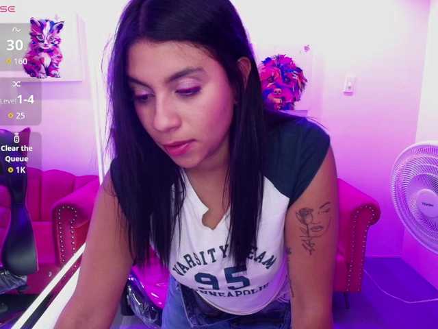 Natasha-walker live cam on BongaCams