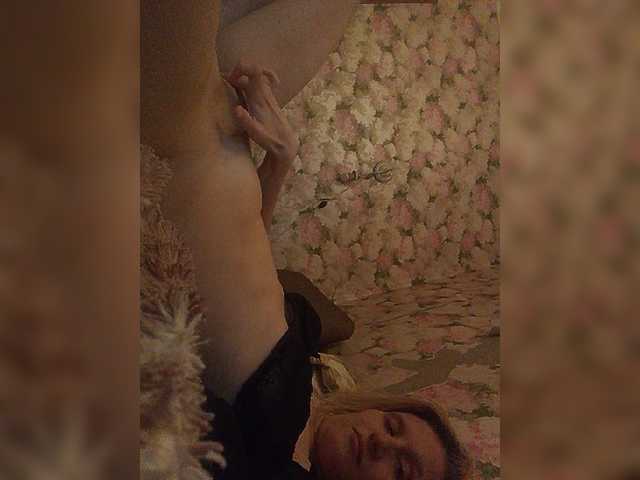 Afradita21 live cam on BongaCams
