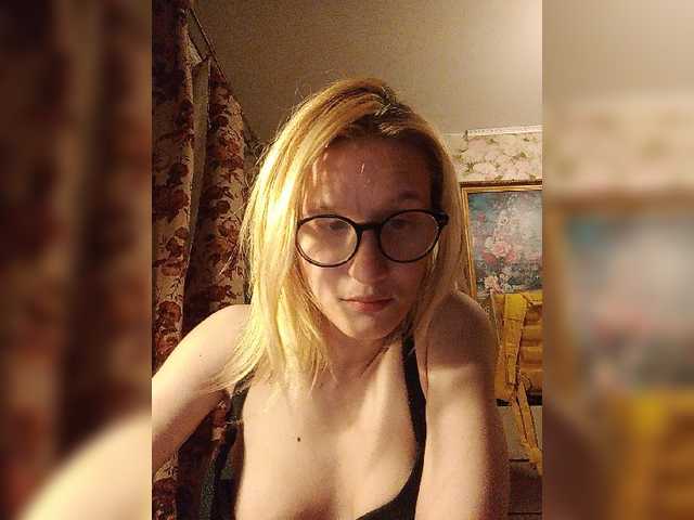 Afradita21 live webcam show