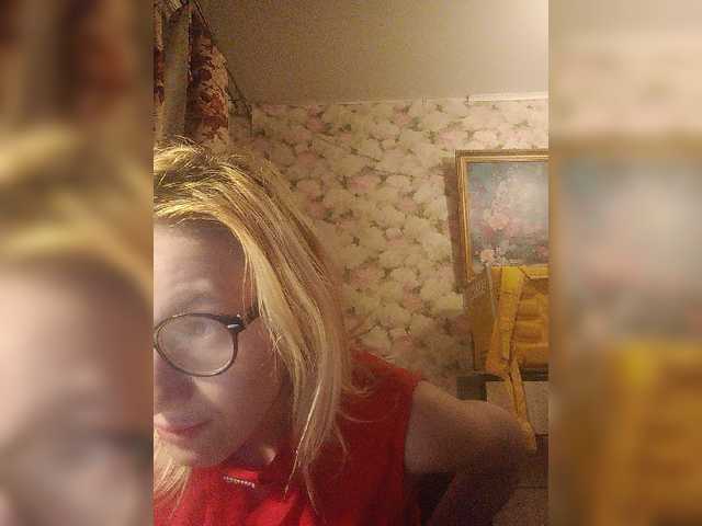Afradita21 live webcam show