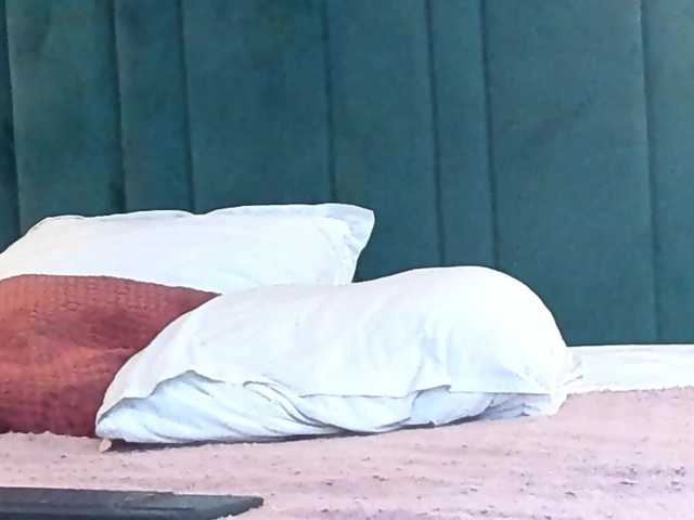 Lillahinari live cam on BongaCams