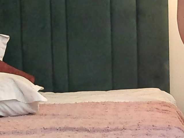 Lillahinari live cam on BongaCams