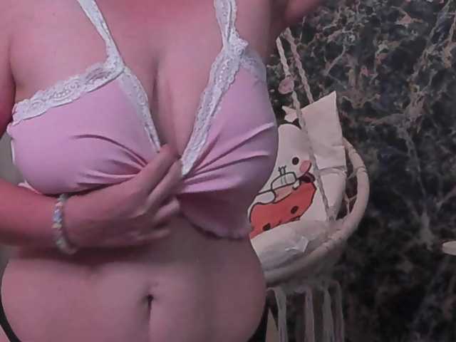 Lillahinari live webcam show