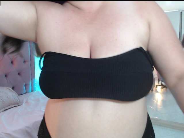 lorena-prg7 live cam on BongaCams