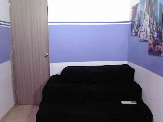 lorena-prg7 webcam
