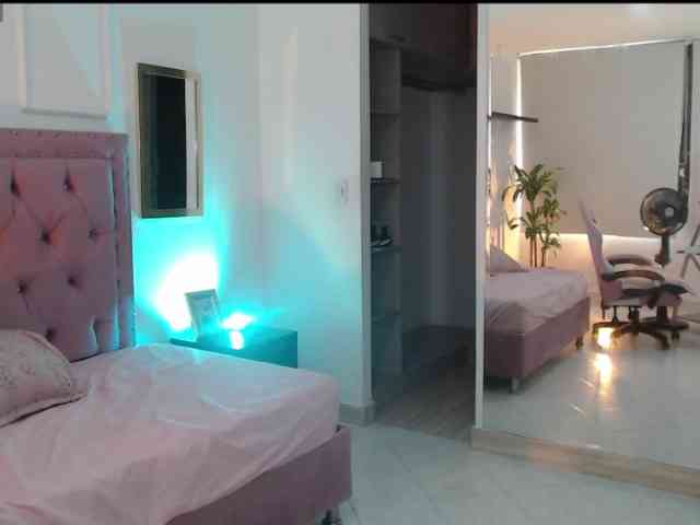 lorena-prg7 webcam