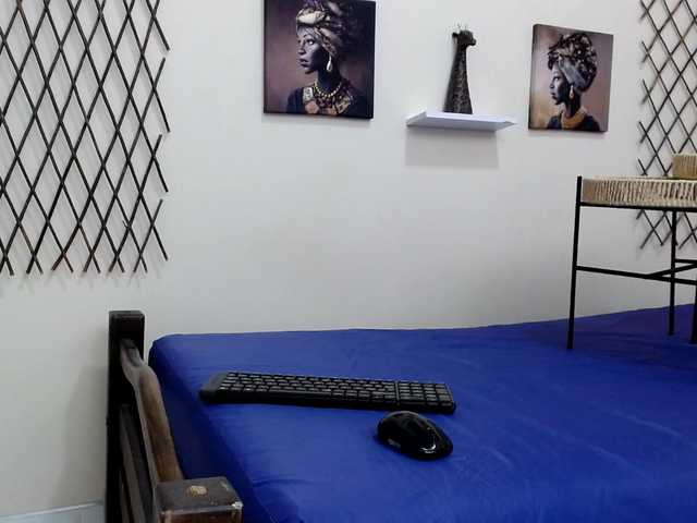 girlerotica18 live cam