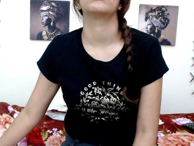 girlerotica18 live cam on BongaCams