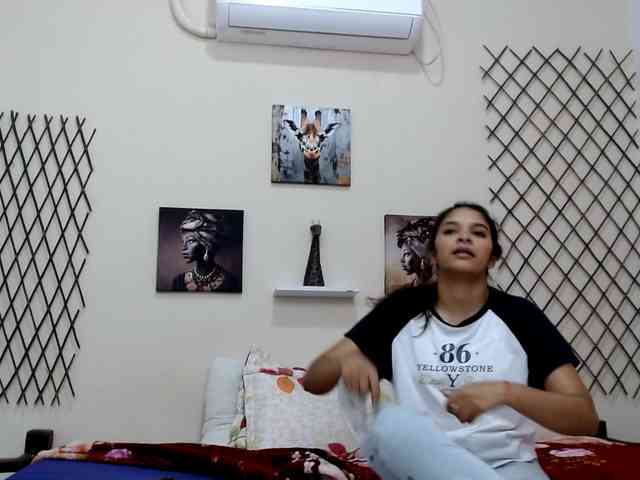 girlerotica18 webcam