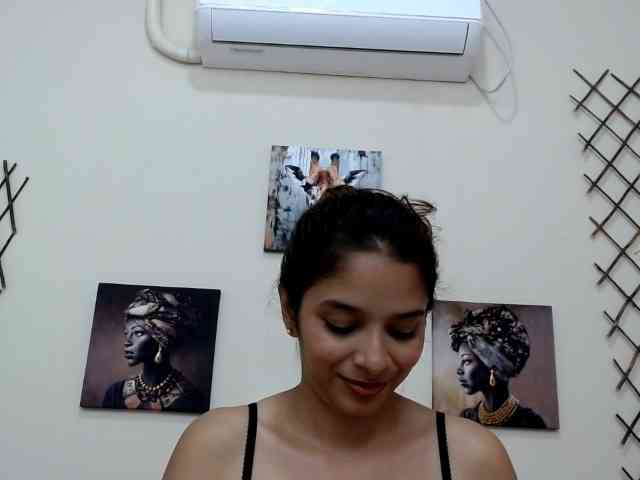 girlerotica18 girlerotica18