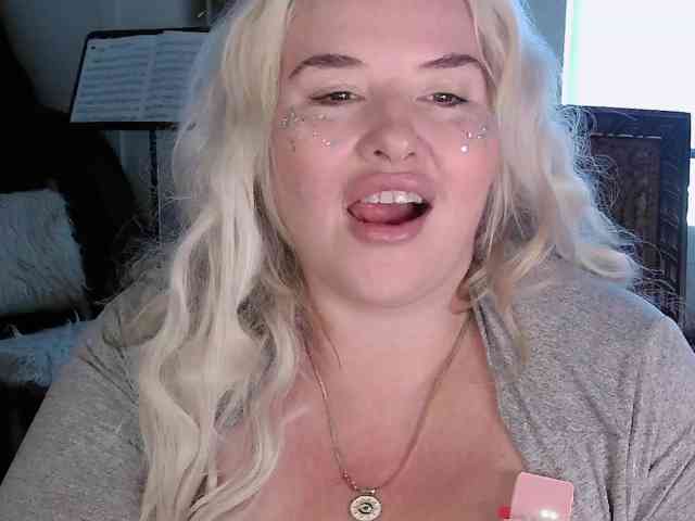 BellaBelly webcam