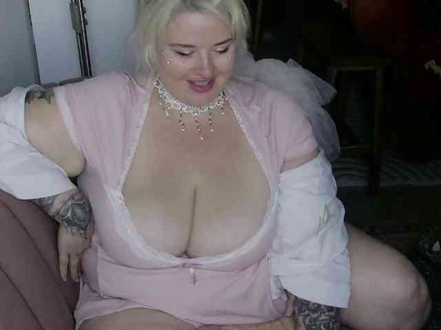 BellaBelly webcam