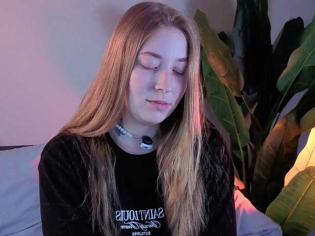 ShowmeYourfetish live cam on BongaCams