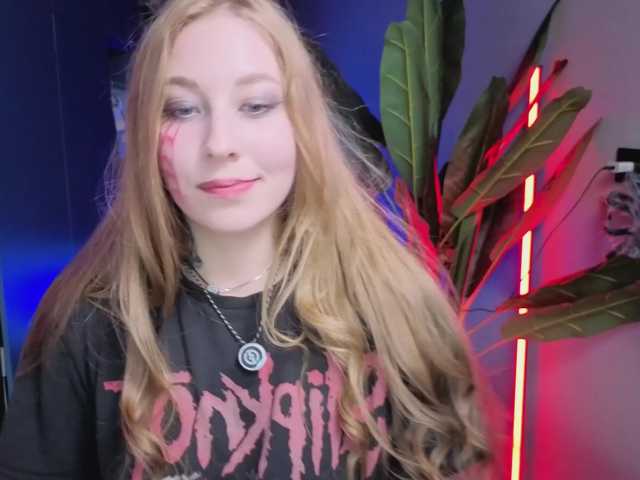 ShowmeYourfetish live cam on BongaCams