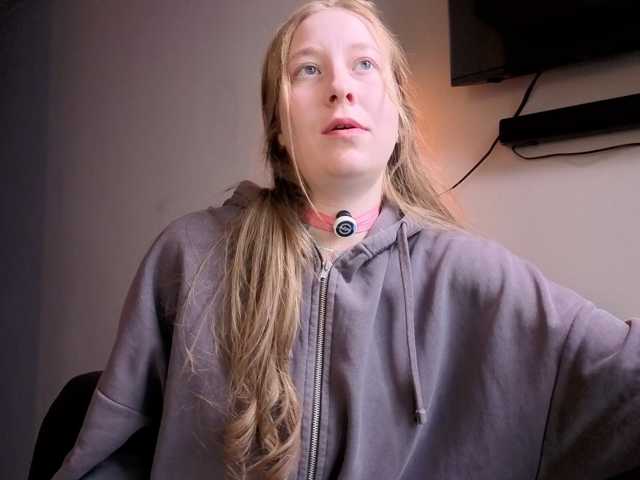 ShowmeYourfetish live cam on BongaCams
