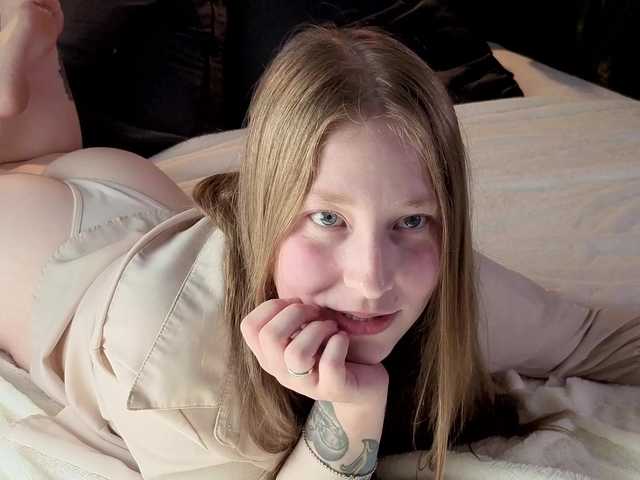 ShowmeYourfetish live cam on BongaCams
