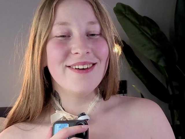 ShowmeYourfetish live cam on BongaCams