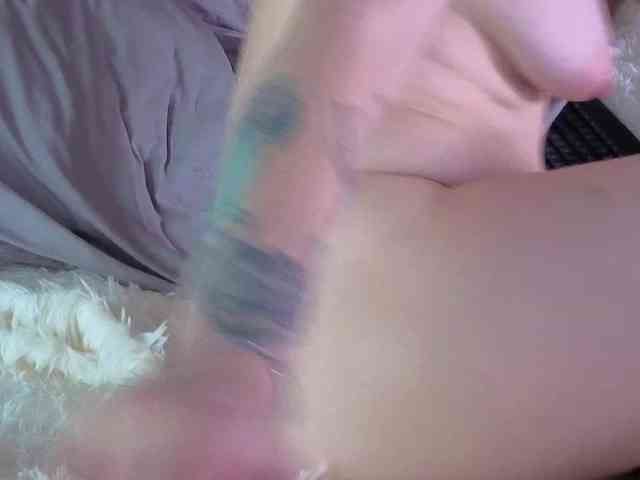 Modella: ShowmeYourfetish
