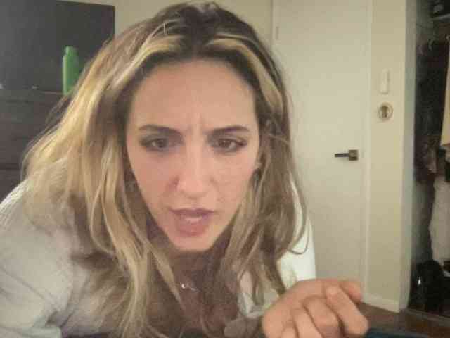 roxyrusso Live Webcam on BongaCams