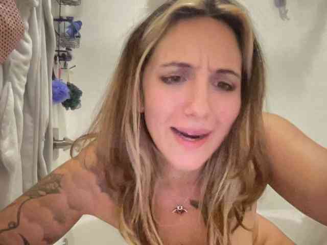 roxyrusso webcam