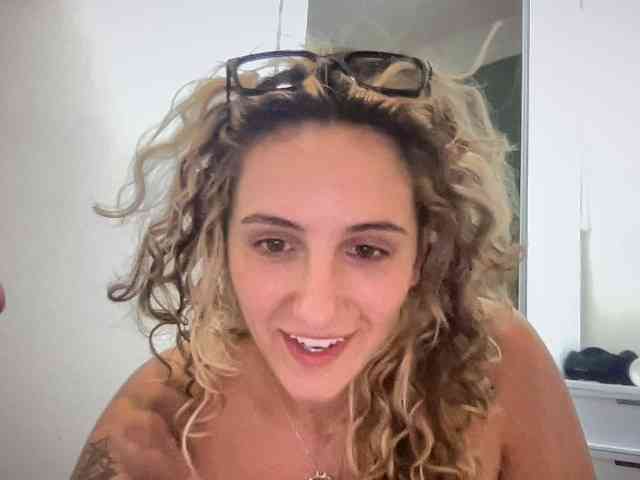 roxyrusso webcam
