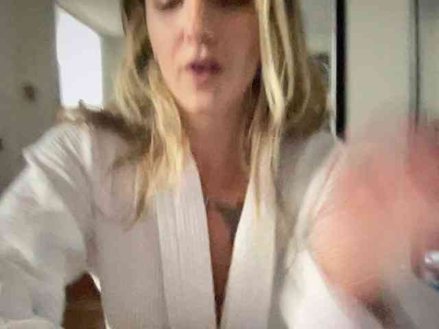 roxyrusso Live Webcam on BongaCams
