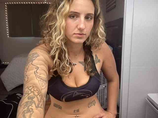 roxyrusso webcam