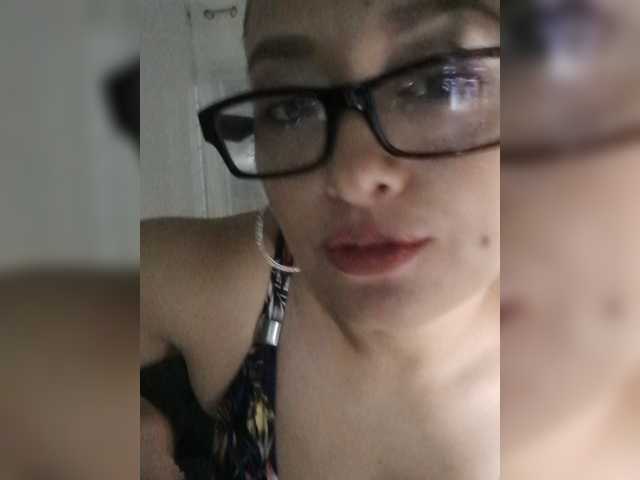 Selenevele503-1 live cam on BongaCams