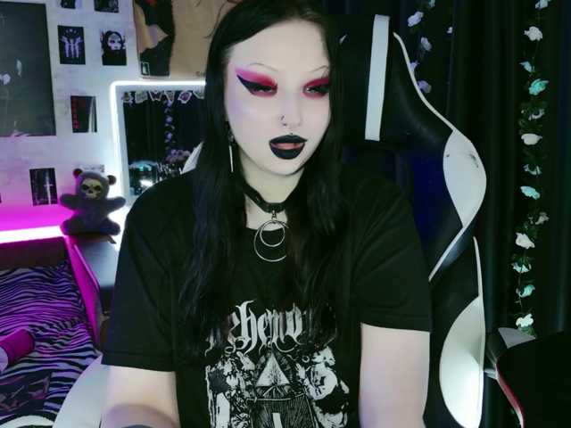 razor-claw live cam preview