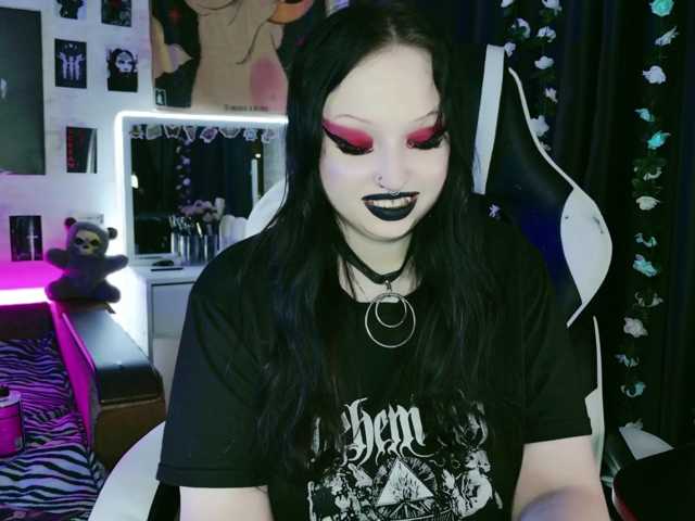 razor-claw, en vivo ahora en BongaCams
