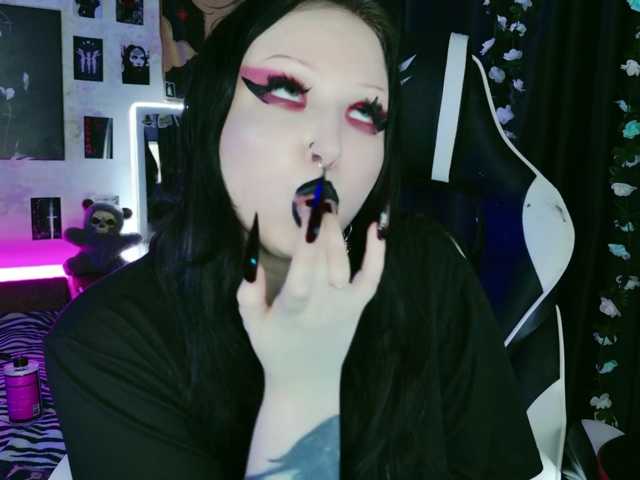 razor-claw live cam preview