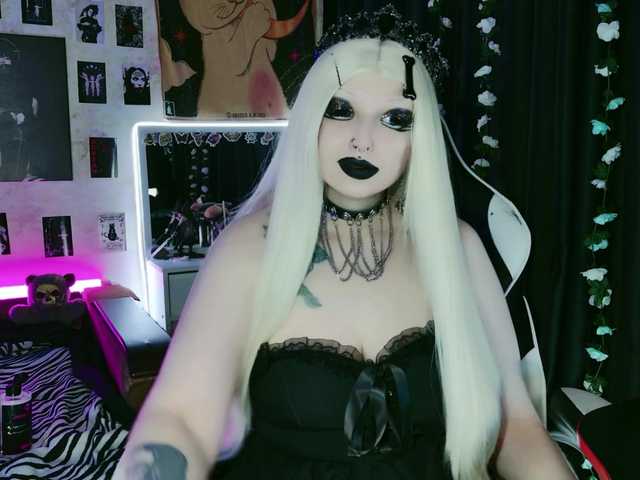 razor-claw live cam on BongaCams