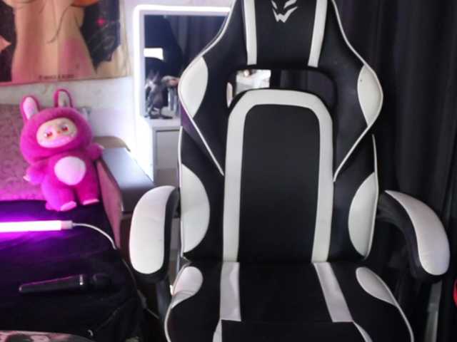 razor-claw live cam on BongaCams