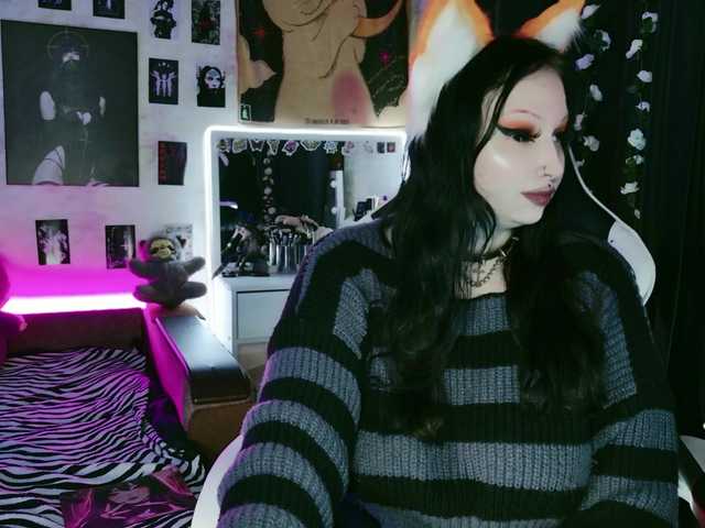 razor-claw live cam preview