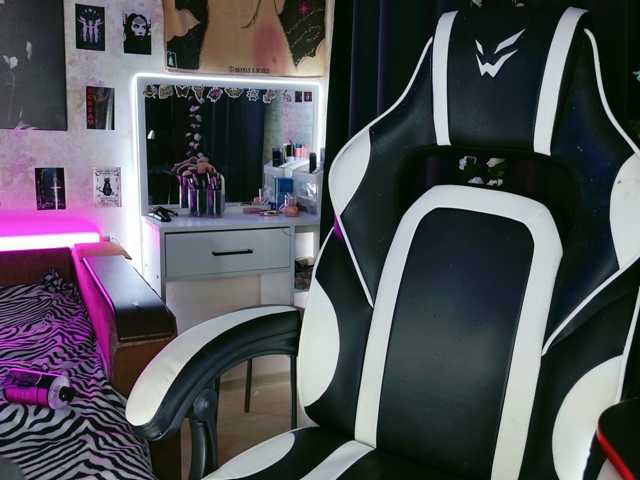 razor-claw live cam on BongaCams