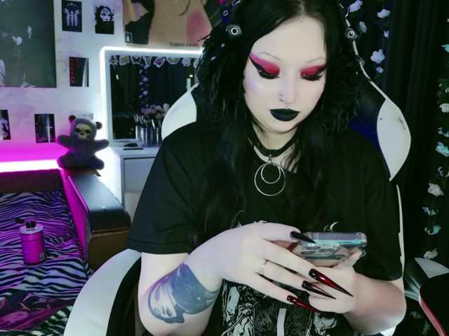 razor-claw live cam preview