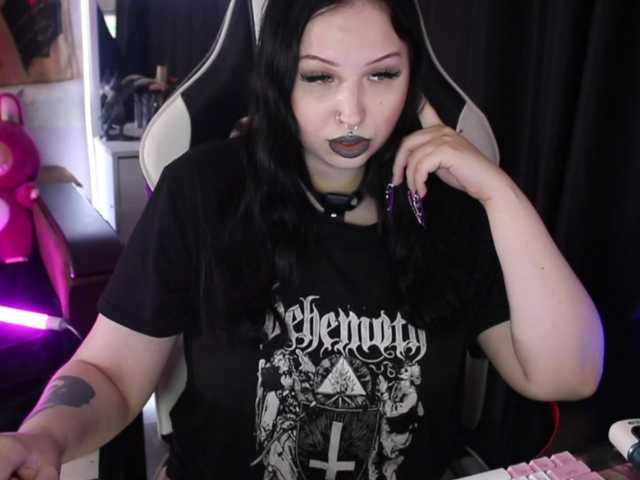 razor-claw live webcam show