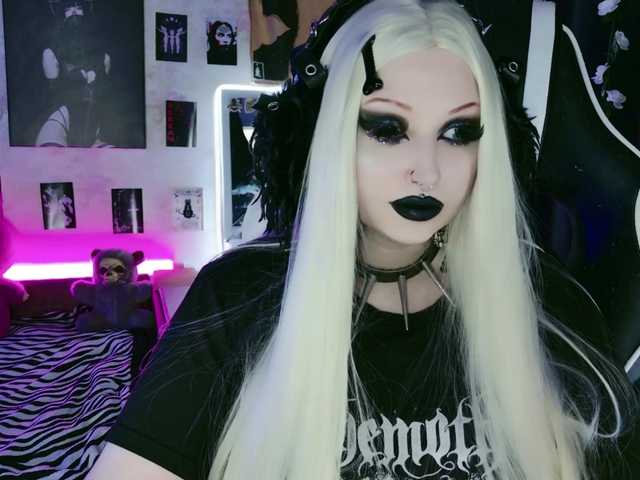 razor-claw live cam on BongaCams