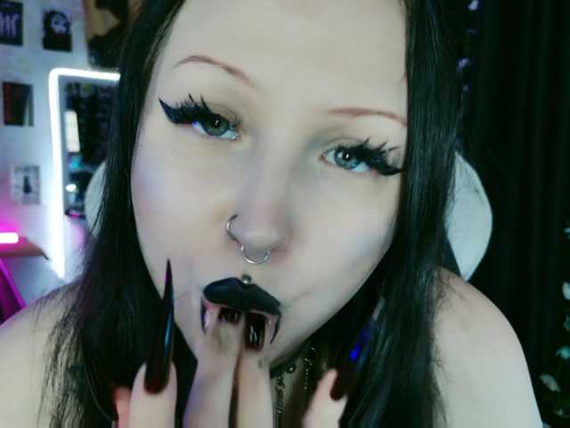 razor-claw live cam on BongaCams