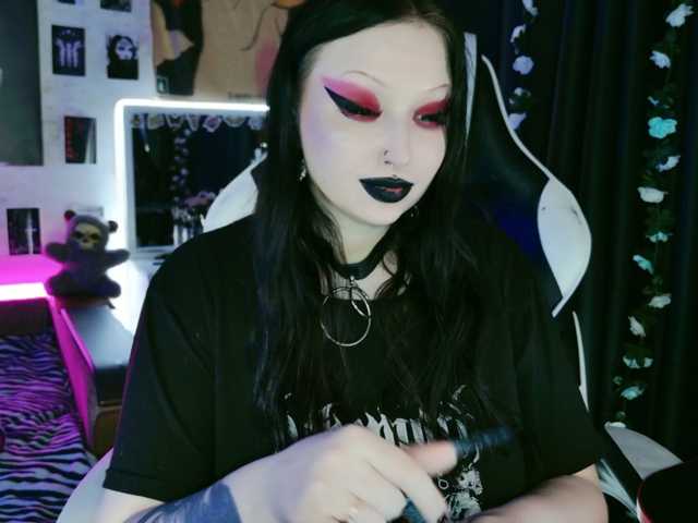 razor-claw live cam preview
