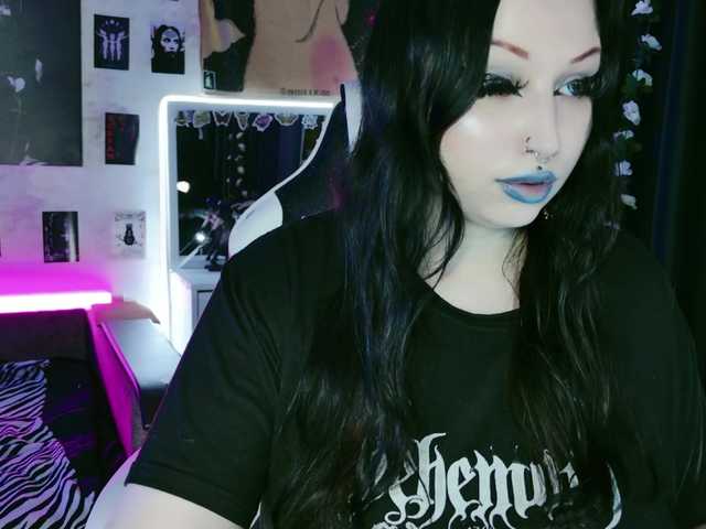 razor-claw live cam preview