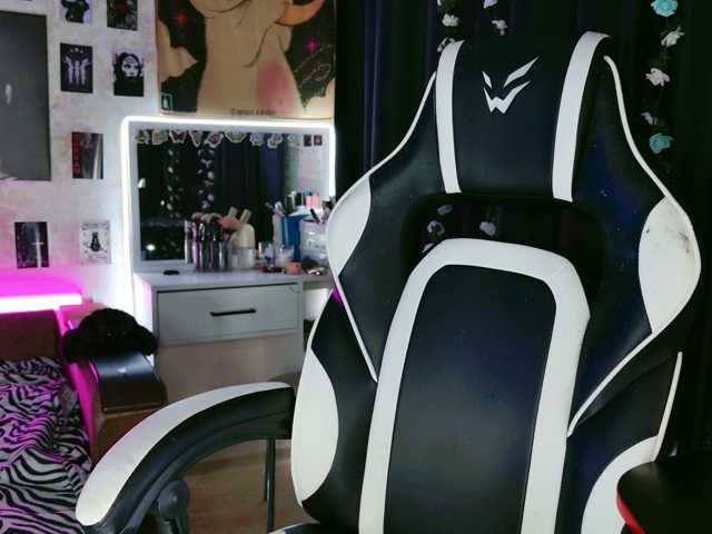 razor-claw live cam on BongaCams