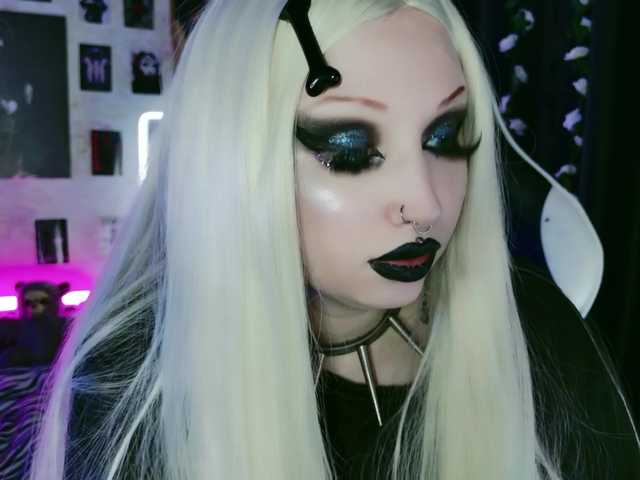 razor-claw live cam on BongaCams