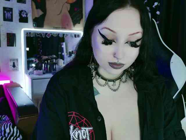 razor-claw webcam