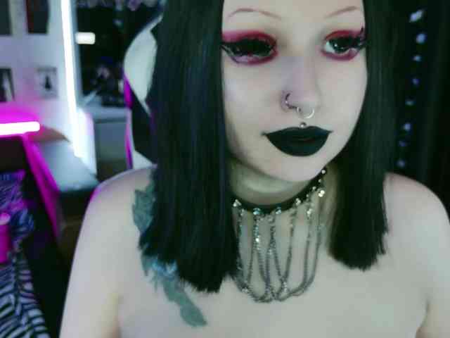 razor-claw webcam