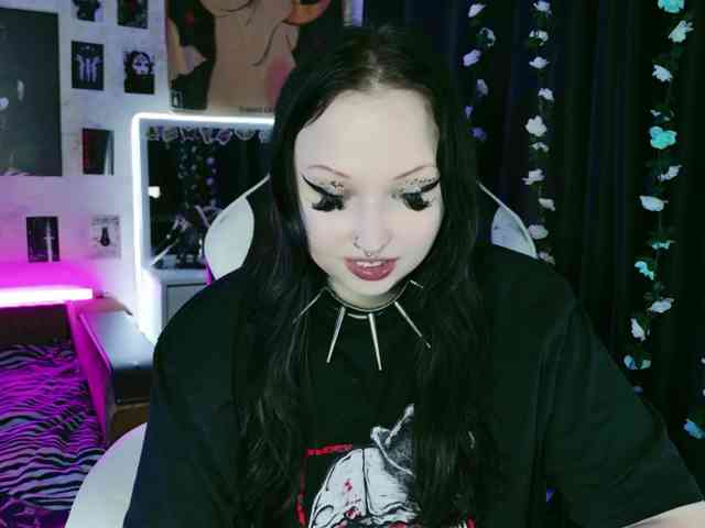 razor-claw webcam