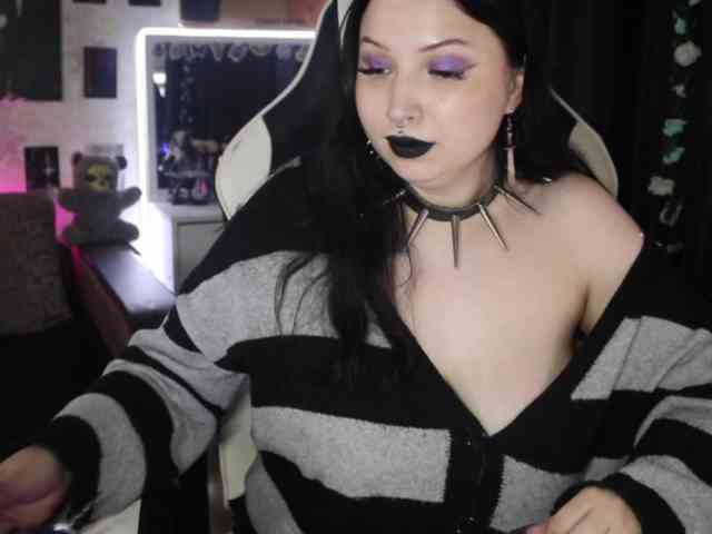razor-claw webcam
