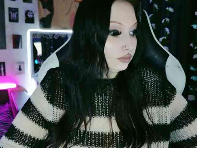 razor-claw webcam